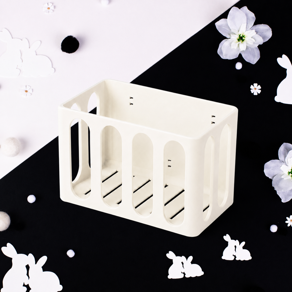 Guinea Pig & Rabbit Hay Rack – White | Cage & Wall Mounted | Made in Britain